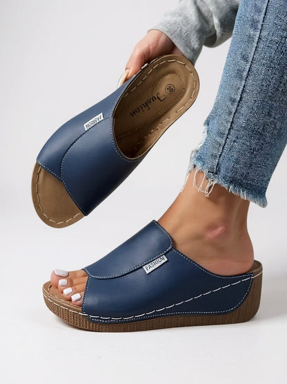 Aveline Platform Cushioned Slides