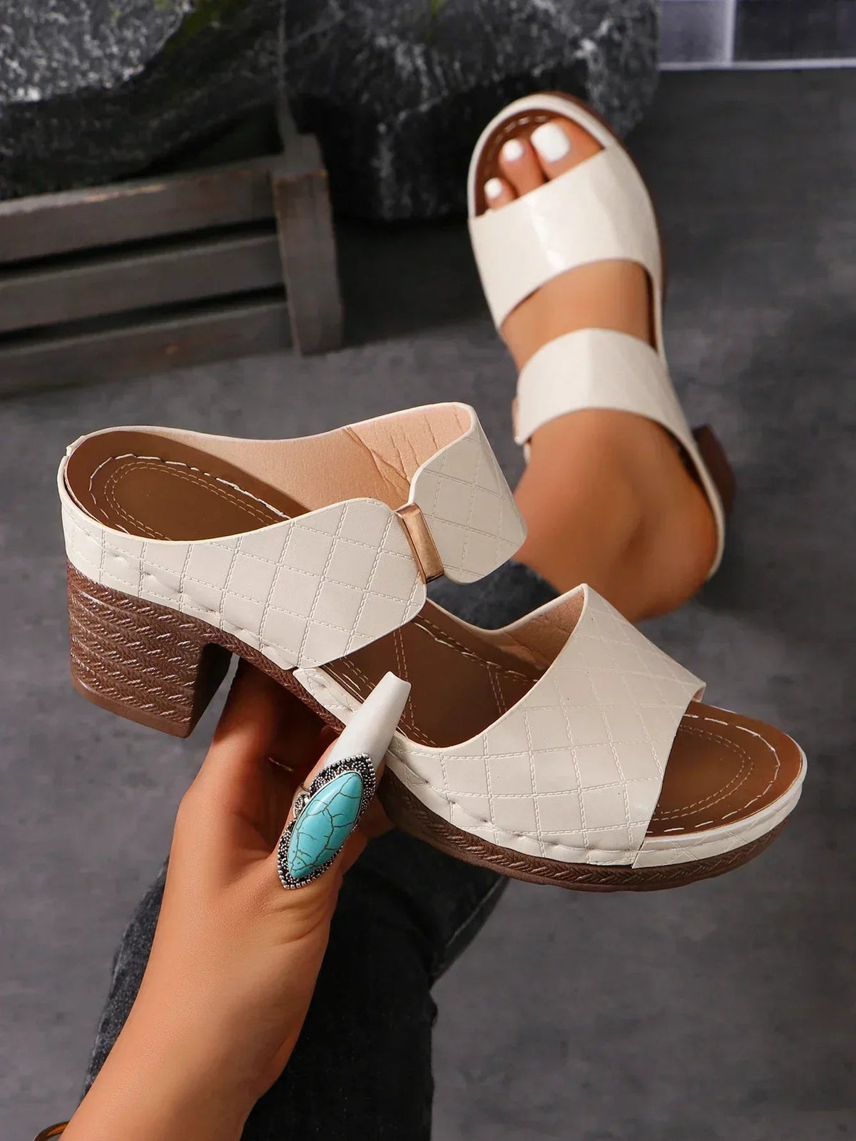 Solara Arch Support Block Heel Sandals